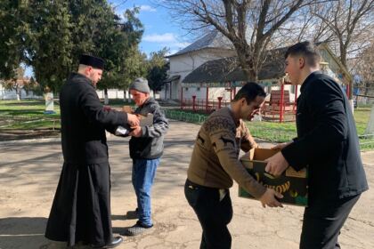 Daruri pentru semenii bolnavi și nevoiași din localitatea Bărăganul – fotografia 5