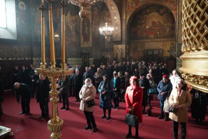 Liturghie şi filantropie în prima zi a noului an la Galaţi – fotografia 18