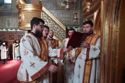 Liturghie şi filantropie în prima zi a noului an la Galaţi – fotografia 22