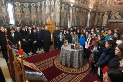 Poetul naţional Mihai Eminescu, omagiat de elevii seminarişti gălăţeni – fotografia 22