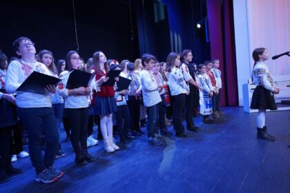 Poetul naţional Mihai Eminescu, omagiat de elevii seminarişti gălăţeni – fotografia 6
