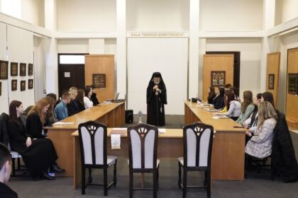 Simpozion interliceal organizat de Seminarul Teologic Ortodox „Sfântul Andrei“ din Galaţi – fotografia 40