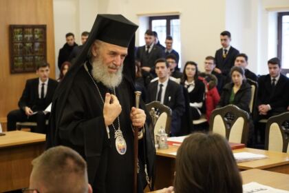Simpozion interliceal organizat de Seminarul Teologic Ortodox „Sfântul Andrei“ din Galaţi – fotografia 42