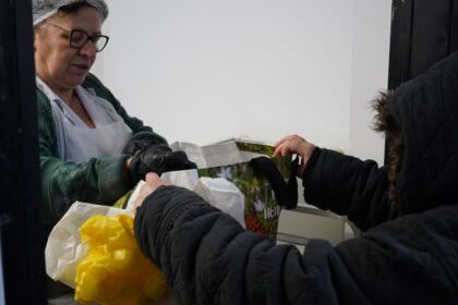 Rugăciune şi filantropie la sărbătoarea Sfântului Ioan Gură de Aur – fotografia 15