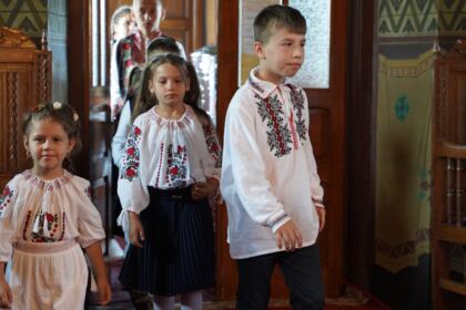 Activităţi de vară pentru copiii din trei comunităţi gălăţene – fotografia 4