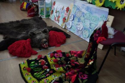 Activităţi de vară pentru copiii din trei comunităţi gălăţene – fotografia 25