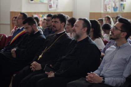 Activităţi de vară pentru copiii din trei comunităţi gălăţene – fotografia 38