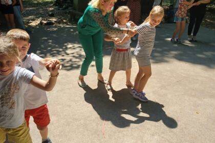 Activităţi de vară pentru copiii din satele Fundeanu şi Nicopole – fotografia 8