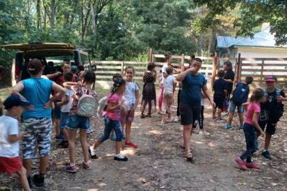 Activităţi de vară pentru copiii din satele Fundeanu şi Nicopole – fotografia 12