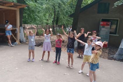 Activităţi de vară pentru copiii din satele Fundeanu şi Nicopole – fotografia 31