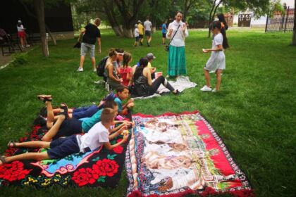 Excursie pentru 50 de copii la Mănăstirea Măxineni – fotografia 8