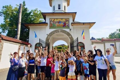 Excursie pentru copiii de la Centrul „Sf. Antonie cel Mare“ din Galaţi – fotografia 11