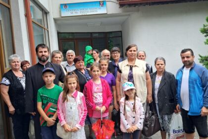 Activităţi de vară pentru copiii din trei parohii brăilene – fotografia 4