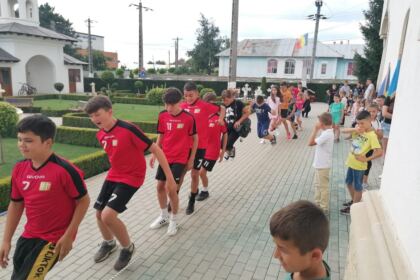 Activităţi de vară pentru 50 de copii din localitatea Matca, judeţul Galaţi – fotografia 3
