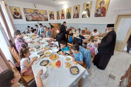 Mănăstirea Măxineni – loc de popas duhovnicesc pentru 40 de copii – fotografia 15