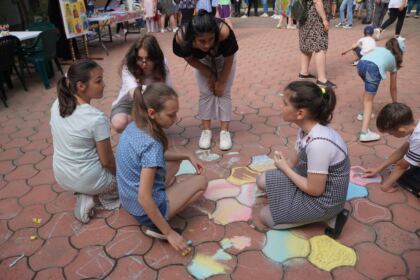Manifestări cultural-artistice de Ziua Copilului la Galaţi – fotografia 5
