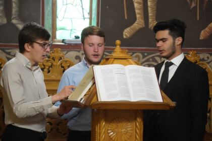 Curs festiv al elevilor seminarişti gălăţeni – fotografia 9