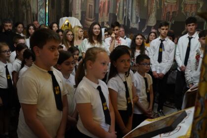 Curs festiv al elevilor seminarişti gălăţeni – fotografia 17