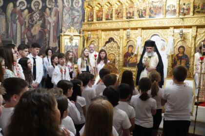 Curs festiv al elevilor seminarişti gălăţeni – fotografia 20