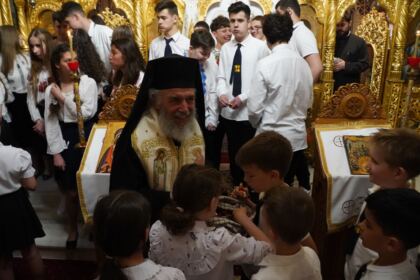 Curs festiv al elevilor seminarişti gălăţeni – fotografia 27