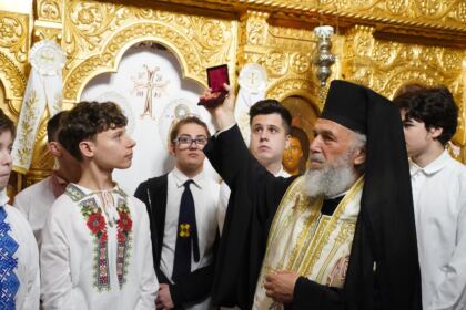 Curs festiv al elevilor seminarişti gălăţeni – fotografia 31