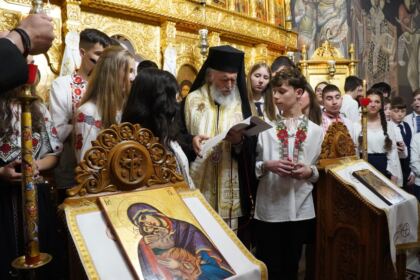 Curs festiv al elevilor seminarişti gălăţeni – fotografia 42