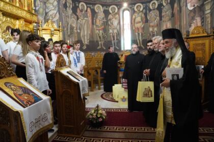 Curs festiv al elevilor seminarişti gălăţeni – fotografia 45