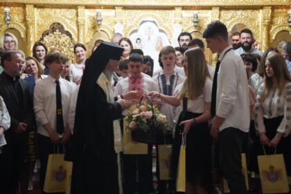 Curs festiv al elevilor seminarişti gălăţeni – fotografia 48