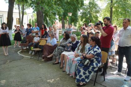 Curs festiv al elevilor seminarişti gălăţeni – fotografia 54