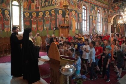 Concurs de şah la Parohia „Sf. Mina, Victor şi Vichentie“ din Galaţi – fotografia 40