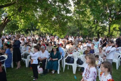 Serbarea elevilor seminarişti gălăţeni – fotografia 12
