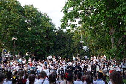 Serbarea elevilor seminarişti gălăţeni – fotografia 34