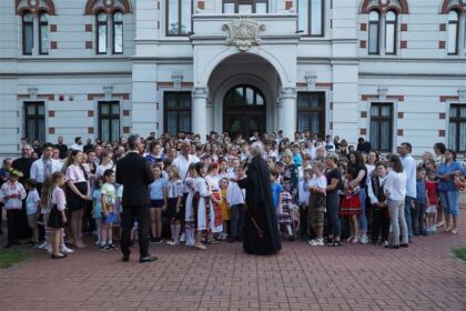 Serbarea elevilor seminarişti gălăţeni – fotografia 38
