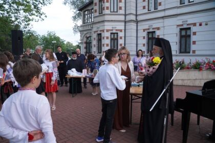 Serbarea elevilor seminarişti gălăţeni – fotografia 49