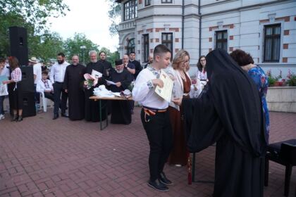Serbarea elevilor seminarişti gălăţeni – fotografia 54