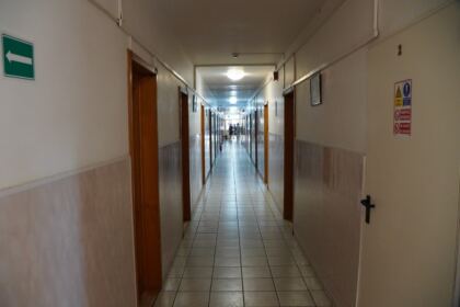 Rugăciune şi daruri pentru vârstnicii din cadrul unui azil brăilean – fotografia 4