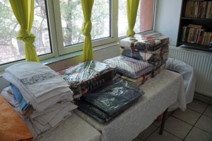 Rugăciune şi daruri pentru vârstnicii din cadrul unui azil brăilean – fotografia 14