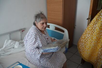 Rugăciune şi daruri pentru vârstnicii din cadrul unui azil brăilean – fotografia 51