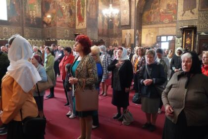 Duminica videcării slăbănogului de la Vitezda, la Catedrala Arhiepiscopală – fotografia 22