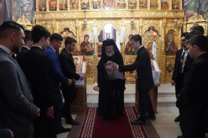 Momente de recunoştinţă şi cinstire pentru Episcopul Melchisedec Ştefănescu, la Dunărea de Jos – fotografia 19