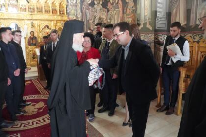 Momente de recunoştinţă şi cinstire pentru Episcopul Melchisedec Ştefănescu, la Dunărea de Jos – fotografia 21