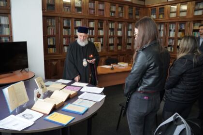 Momente de recunoştinţă şi cinstire pentru Episcopul Melchisedec Ştefănescu, la Dunărea de Jos – fotografia 8