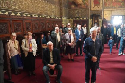 Rugăciune şi daruri pentru persoanele cu deficienţe de vedere – fotografia 22