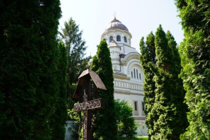 Rugăciune şi daruri pentru persoanele cu deficienţe de vedere – fotografia 30