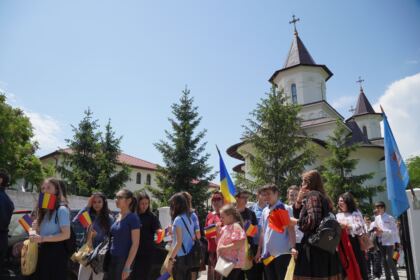 Ziua Eroilor în Arhiepiscopia Dunării de Jos – fotografia 2