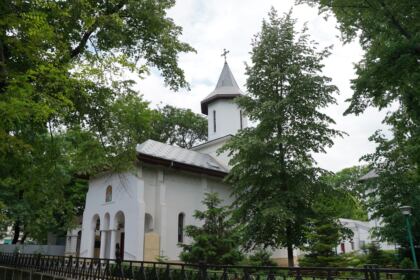 Curs festiv la Seminarul Teologic „Sfântul Andrei“ din Galaţi – fotografia 1