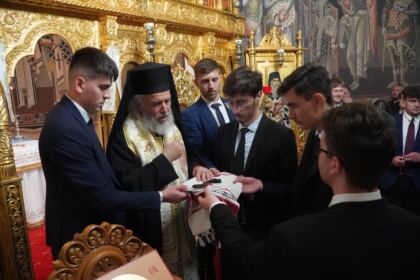 Curs festiv la Seminarul Teologic „Sfântul Andrei“ din Galaţi – fotografia 38