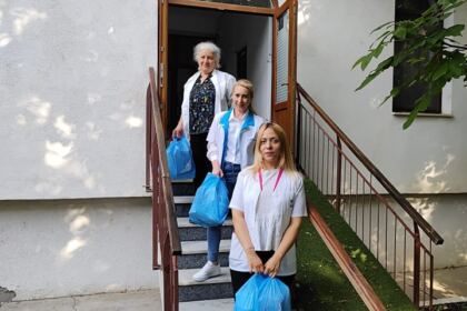 Bucurie și comuniune pentru tineri și vârstnici – fotografia 1