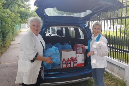 Bucurie și comuniune pentru tineri și vârstnici – fotografia 2