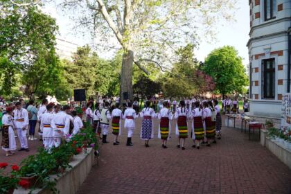Manifestări cultural-artistice de Ziua Copilului la Galaţi – fotografia 6
